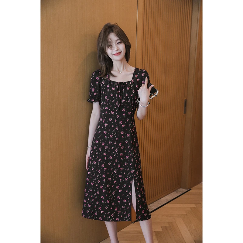 小谷粒泡泡短袖连衣裙女夏新中长款修身法式复古碎花收腰开衩裙子