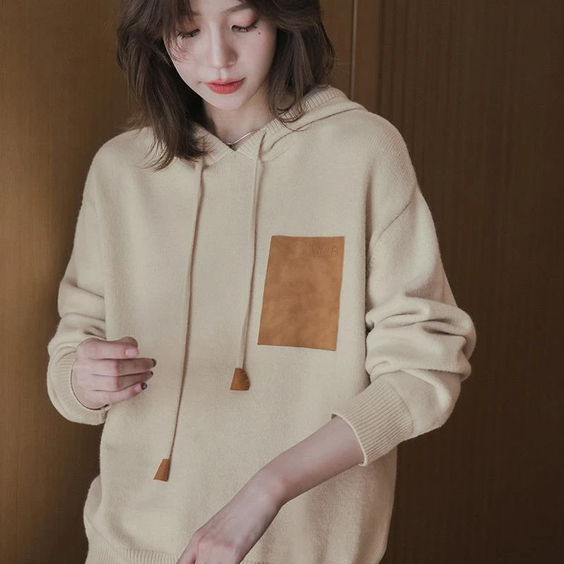 【季末折扣】小谷粒毛衣女拼接皮口袋撞色卫衣版抽绳针织帽衫