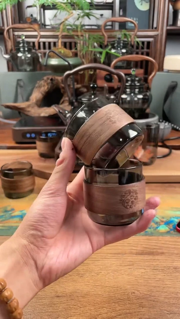 【闪购商品】玻璃1111