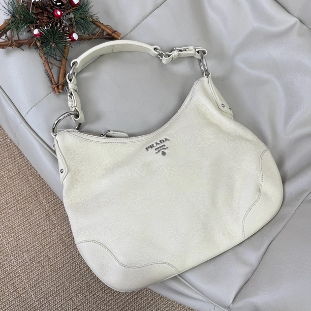 95新 Prada/普拉达 白银hobo腋下包