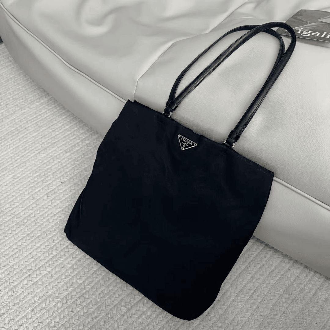 95新 Prada/普拉达 黑金降落伞托特单肩包