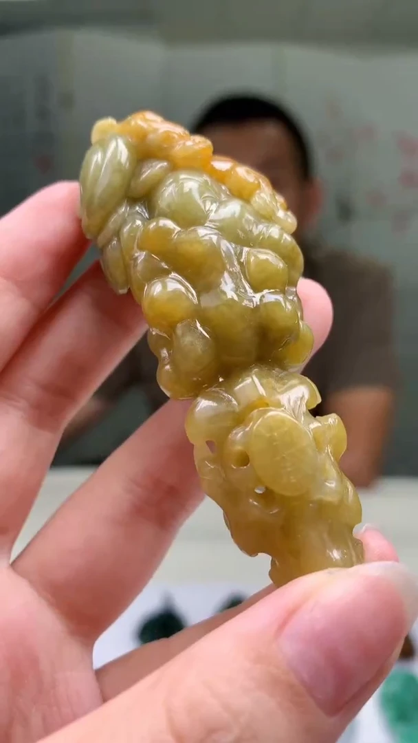 【闪购商品】定制翡翠未镶嵌4905yx-毛货挂件88龙