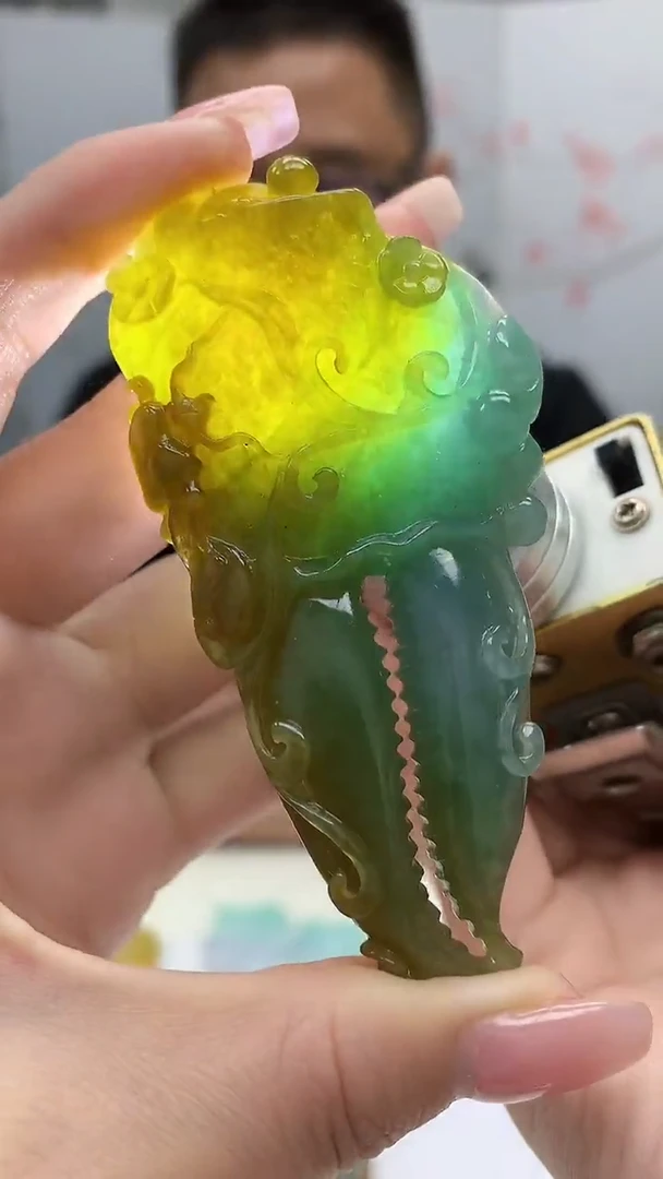 【闪购商品】定制翡翠未镶嵌5116JJ-毛货挂件45