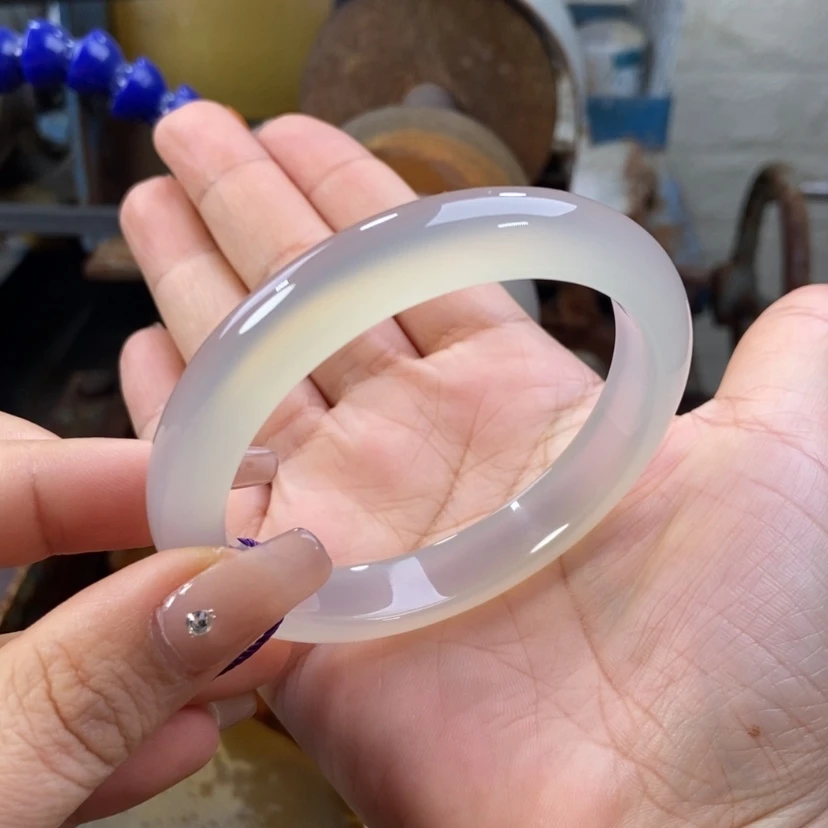 【闪购商品】玛瑙/玉髓手镯未镶嵌?****睡