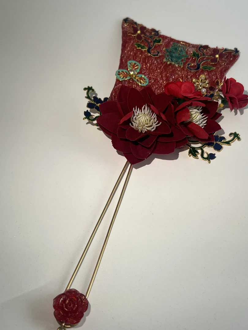 镂空中式古典汉服红色秀禾服新娘配饰S10