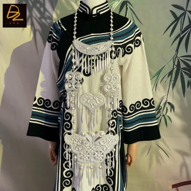 彝饰港民族服饰胸牌百搭款