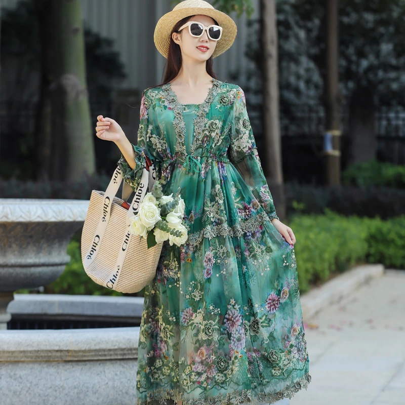 真丝桑蚕丝连衣裙女装高级感轻奢刺绣端庄大气漂亮气质收腰中长款