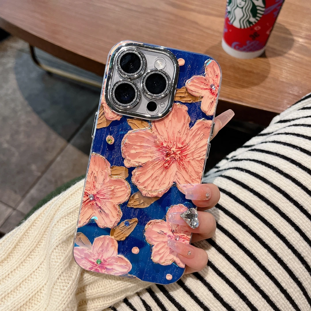 适用苹果系列iPhone15新款手机壳蓝底粉花朵闪粉全包镜头膜14/13