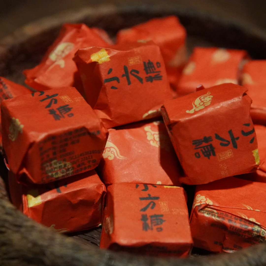 2013年 小方糖熟茶 8克/颗