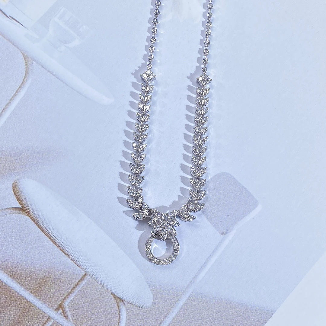 点石甄选】18k金镶嵌满钻百搭麦穗链钻石链钻石钻石项链女轻奢