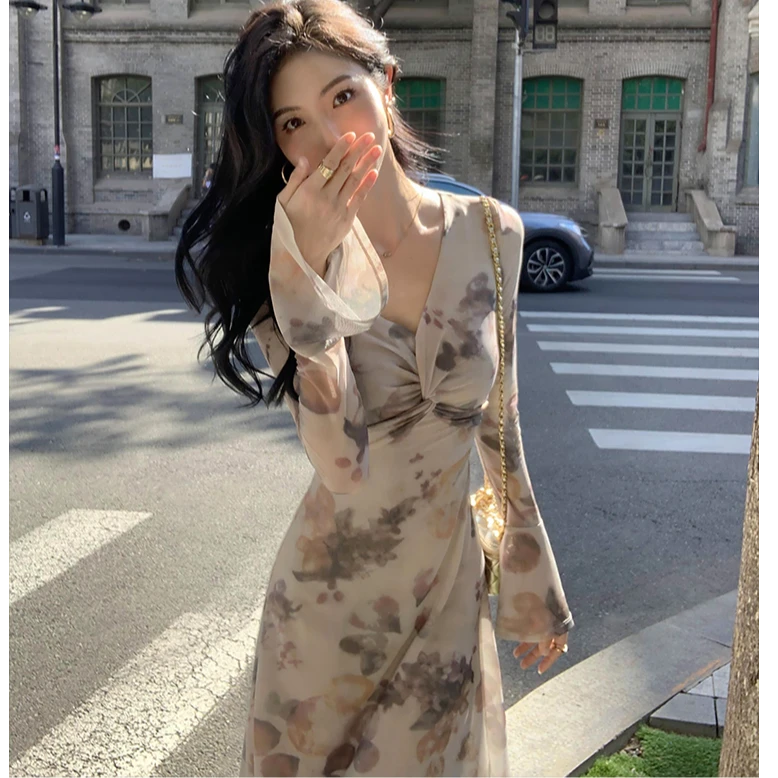 复古印花网纱连衣裙中式女秋2025新款修身秋季气质显瘦喇叭长裙