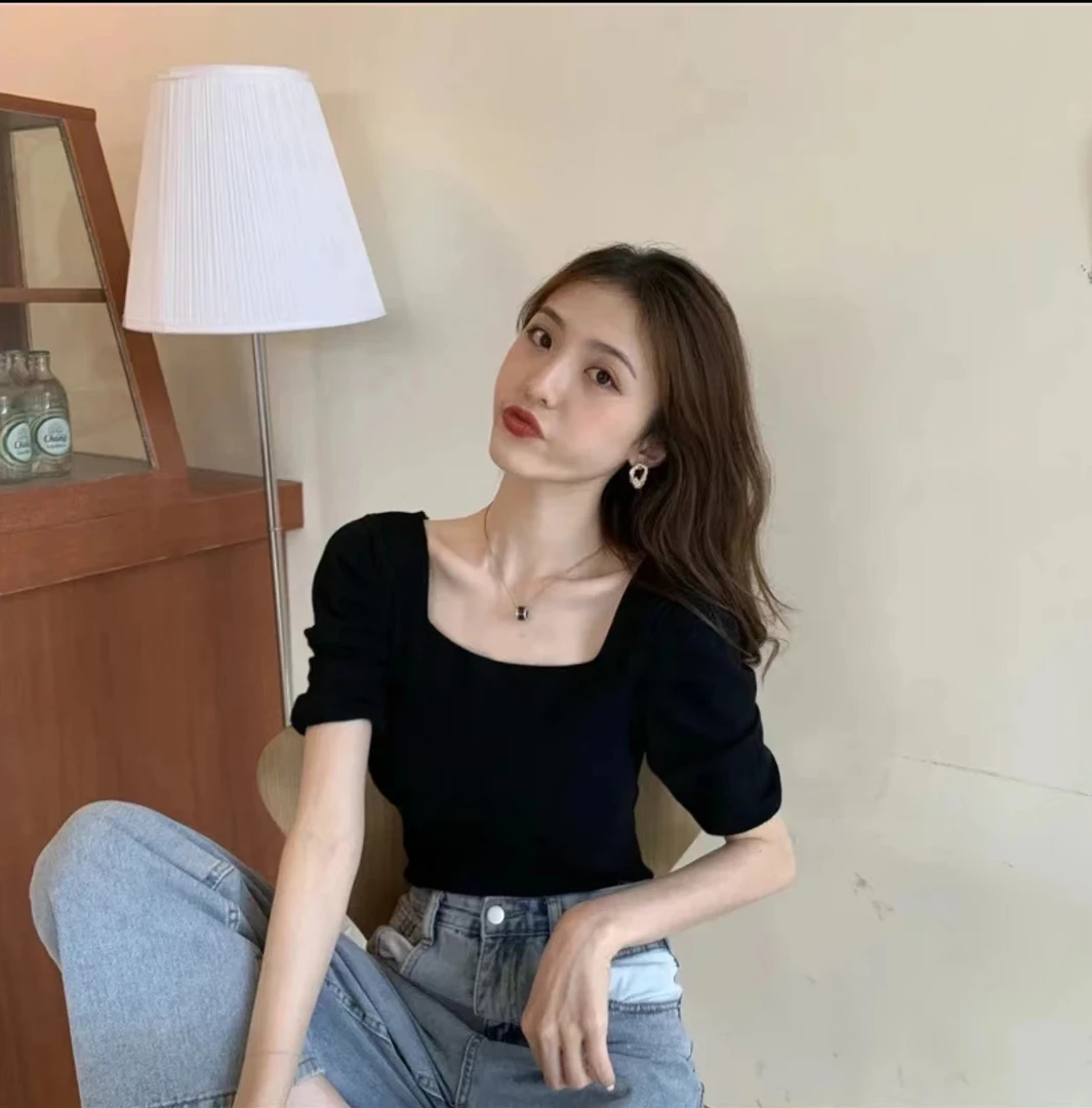 气质显瘦洋气法式方领设计感2024新款短袖锁骨T恤小众女上衣夏季