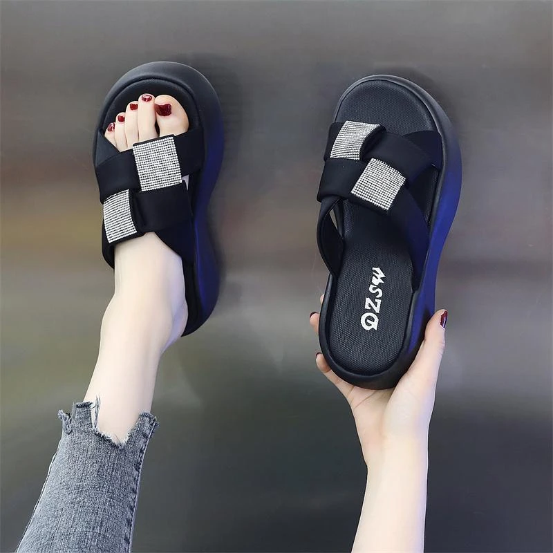 小香风厚底凉鞋女夏外穿2025年新款百搭软底露趾松糕沙滩鞋大码41