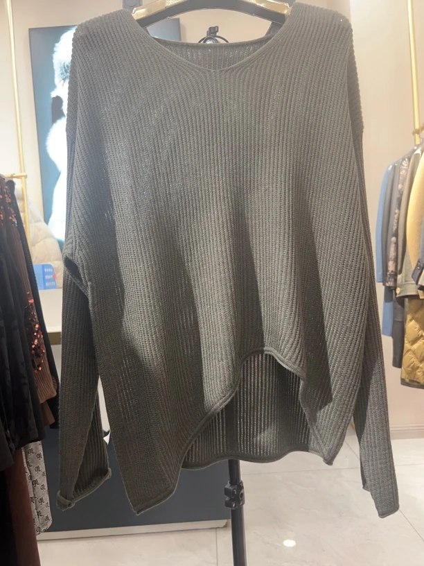 女士短款时尚打底衫