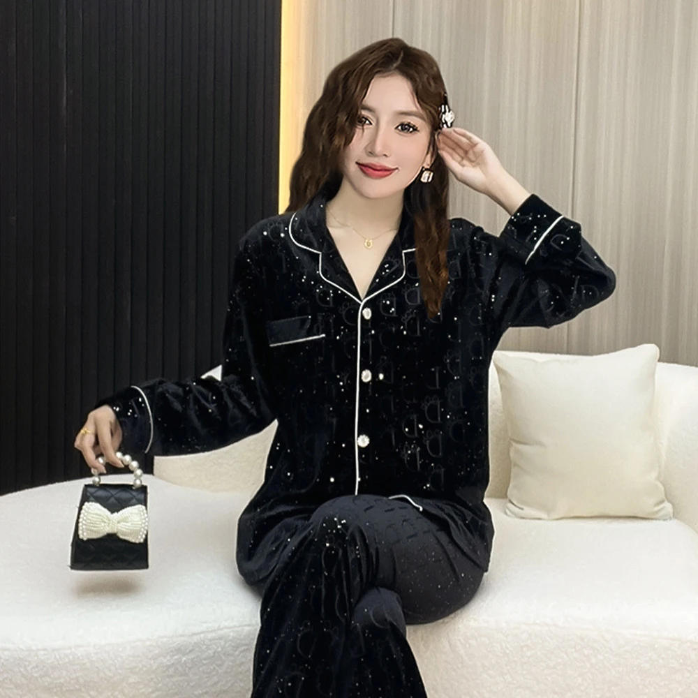 带胸垫小香风金丝绒睡衣女春秋季2024年新款长袖秋冬天家居服套装