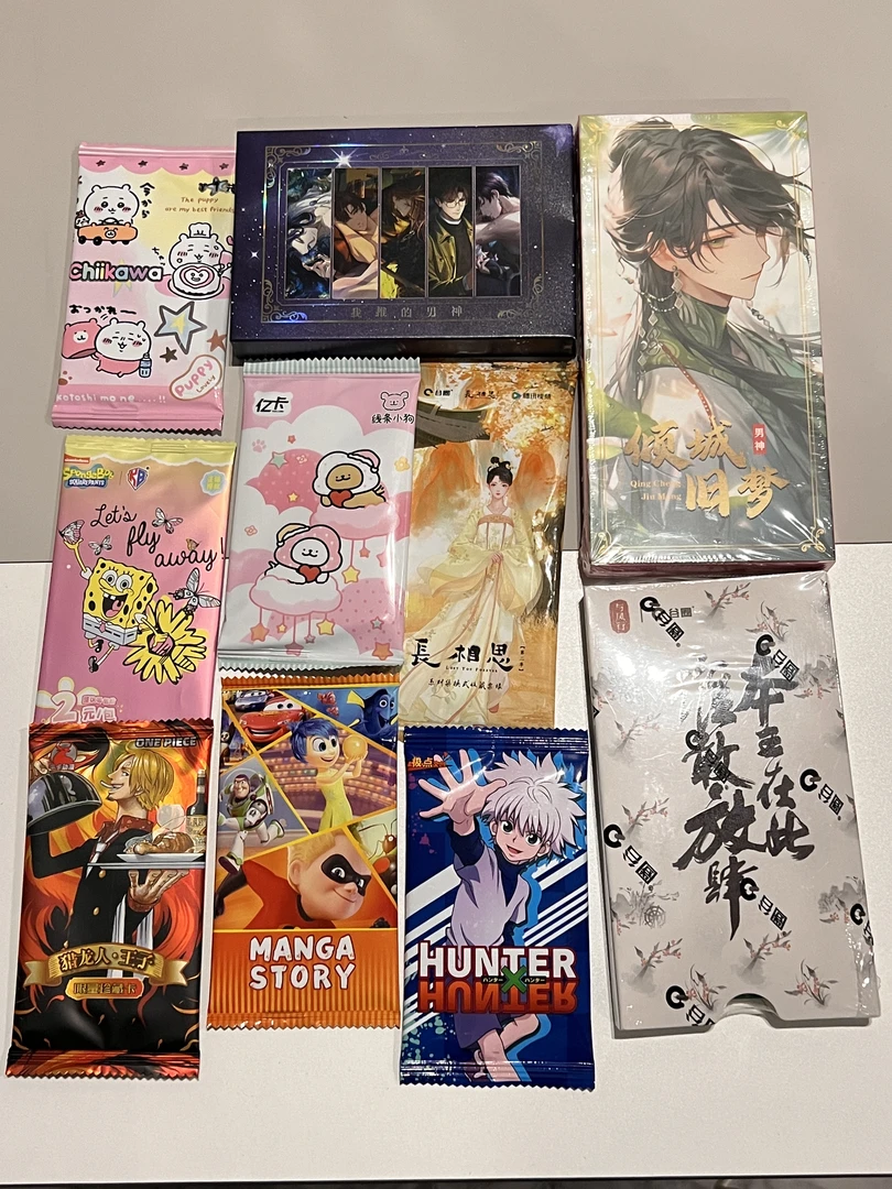 多IP周边/挂件随机一款