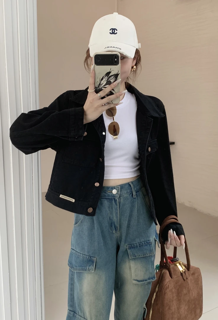 木町推荐 黑色复古牛仔短款休闲外套