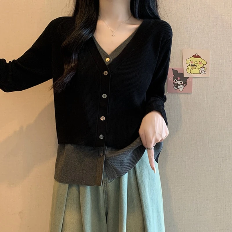 大码假两件撞色V领针织开衫女春秋胖MM宽松显瘦百搭洋气长袖上衣