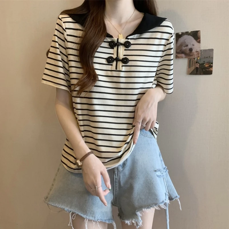 大码遮肚子海军领条纹短袖T恤女夏季胖妹妹显瘦小众别致盘扣上衣