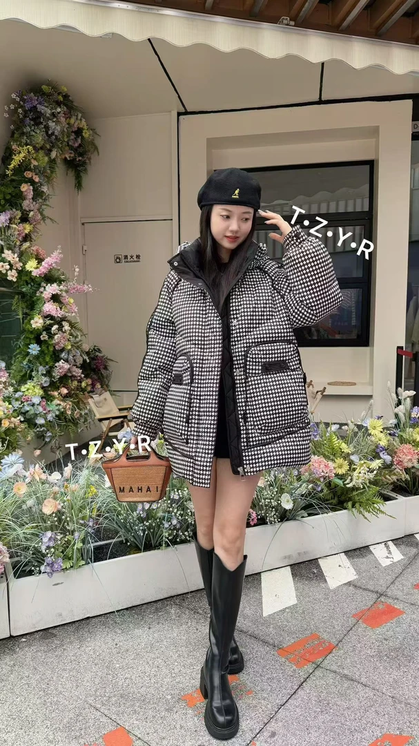 名品名装休闲时尚中版羽绒服