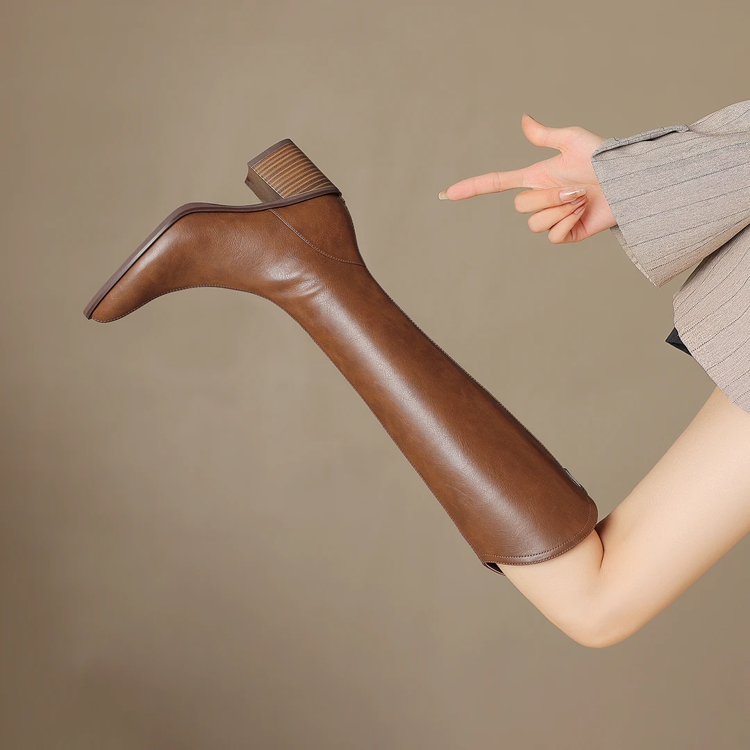 Koee【7cm】复古时尚新款真皮尖头棕色粗跟长筒靴秋冬大筒长靴女