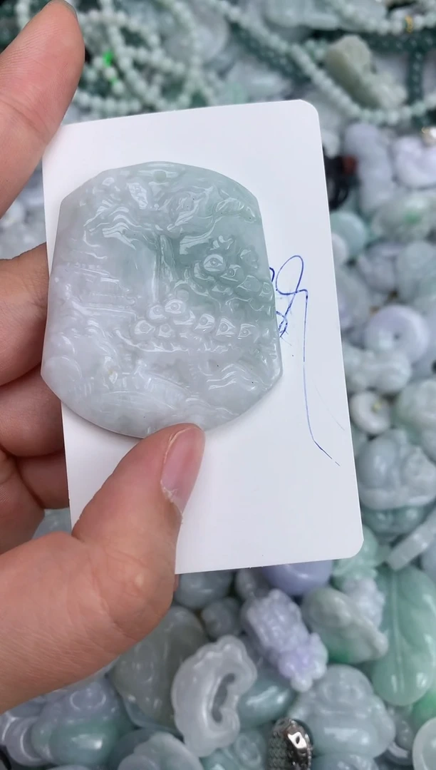 【闪购商品】翡翠颈饰未镶嵌天然缅甸A货翡翠吊坠