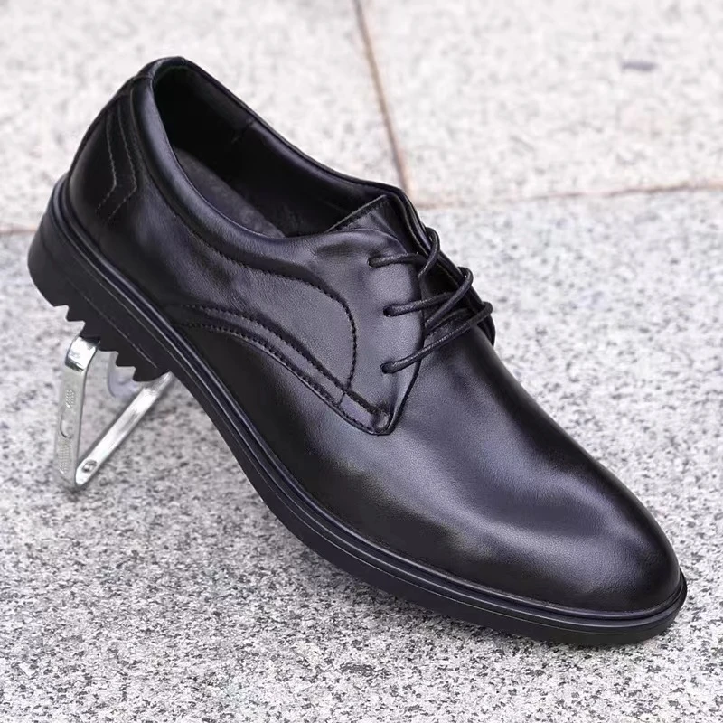 2023男士皮鞋系带商务正装皮鞋头层牛皮通勤透气软底全黑婚礼鞋