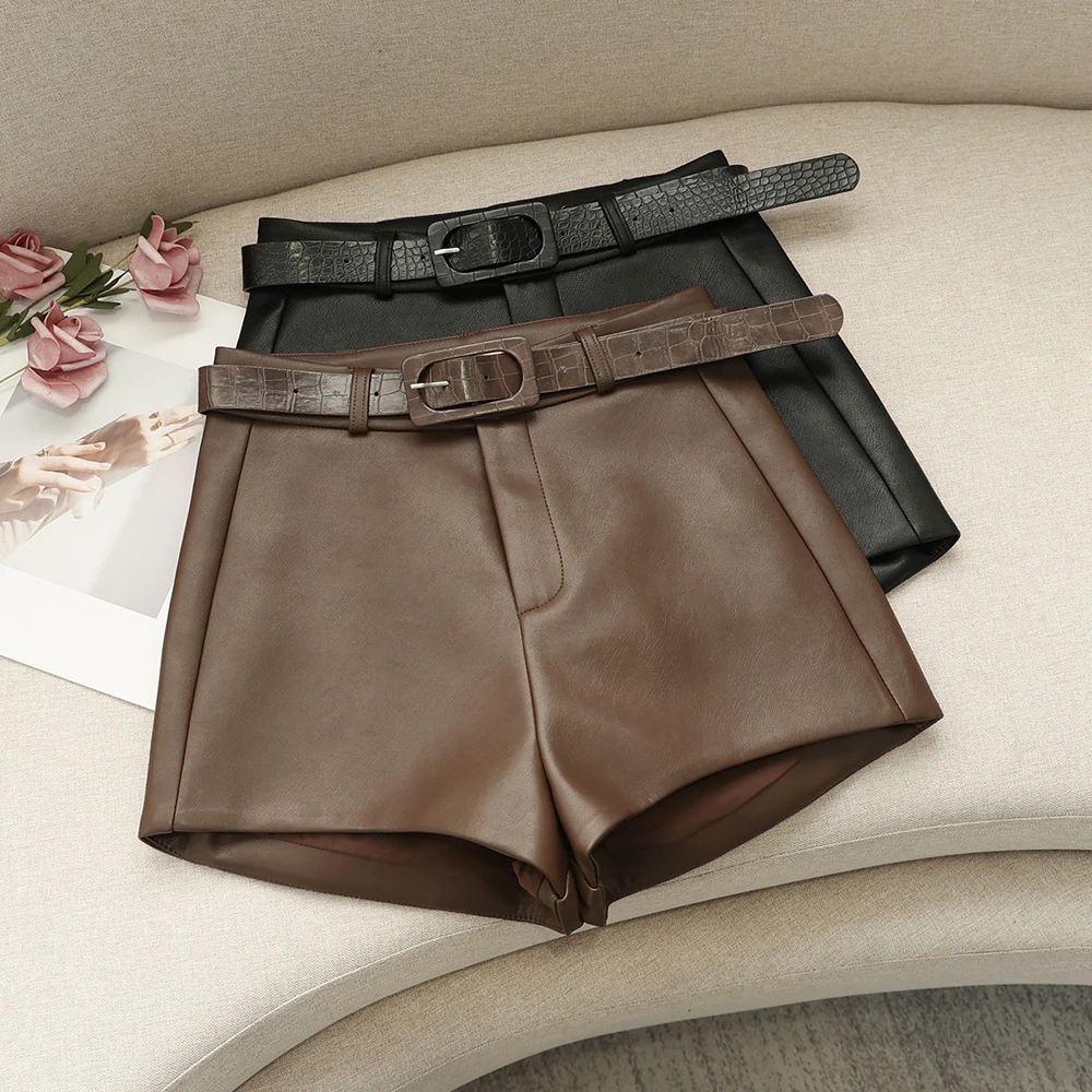 咖啡高腰阔腿色皮短裤女款爆款2025新款秋冬PU靴裤外穿宽松休闲裤
