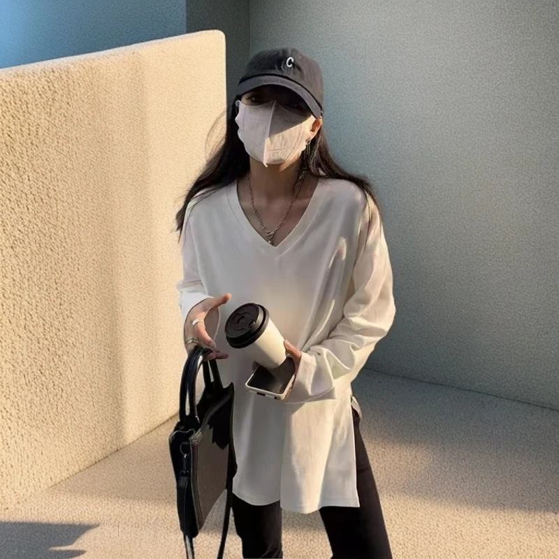 3693简约时尚开叉V领白色长袖打底衫女春秋款宽松大码