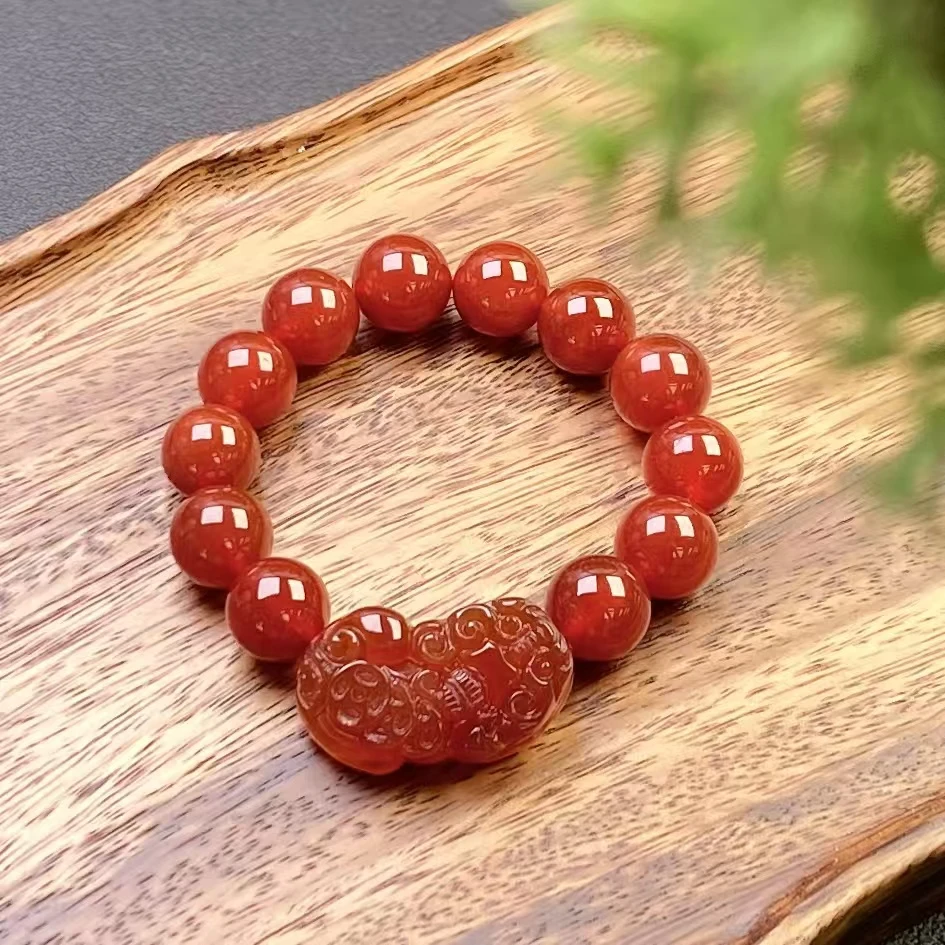 2241655/苏/轻奢天然红玛瑙貔貅手串男女同款手串