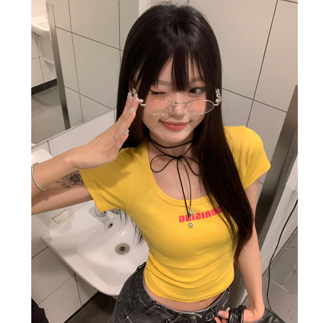 美式辣妹正肩U领短袖t恤女夏季设计感小众修身短款黄色甜辣小上衣