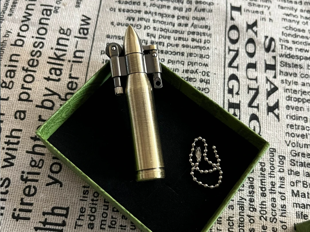 1989海豚HY-677煤油打火机便携式带挂链定制礼品