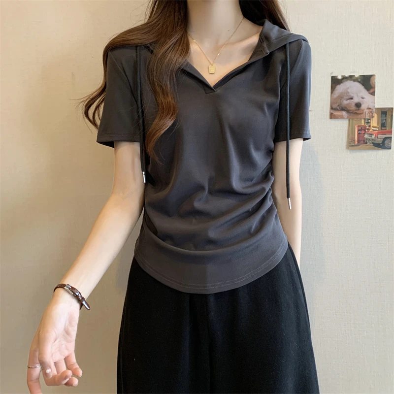 雅丹大码气质显瘦打底衫女生百搭短袖t恤小众设计感连帽休闲上衣