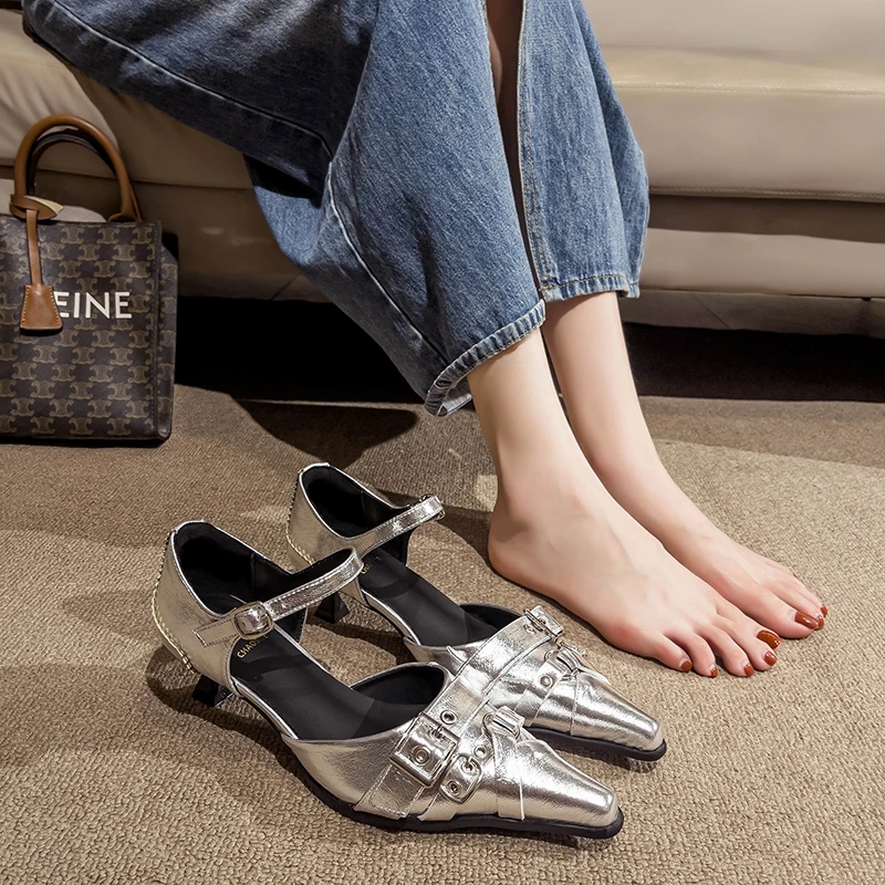 复古辣妹时装浅口单鞋女2024春夏新款高跟鞋尖头粗跟扣带外穿凉鞋