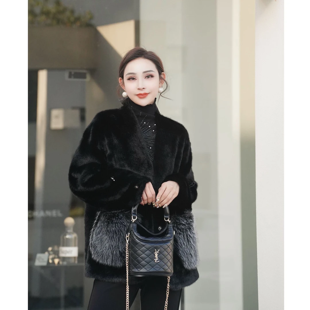 冬季时尚百搭皮毛一体雕雕口袋毛毛圆领大衣中长款外套W3y1852