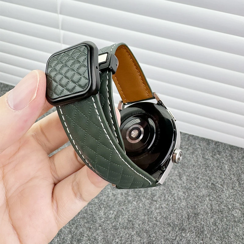 适用华为GT6磁吸Watch5proGT543小米S4华米荣耀GS4真皮菱形纹表带