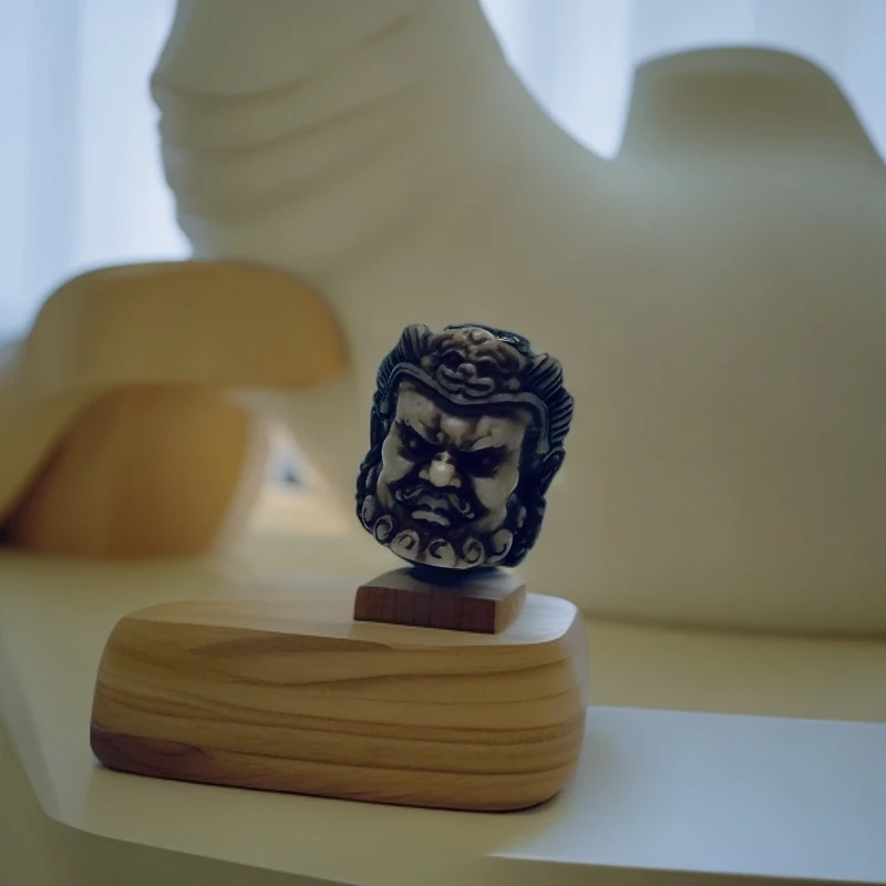 猛犸牙威将军顶珠