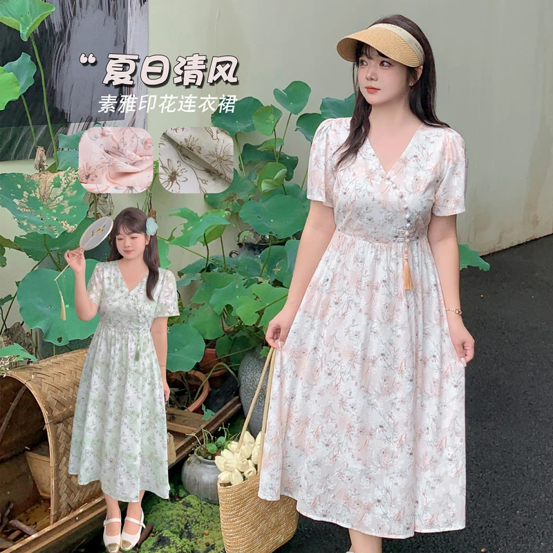 大码女装夏季新款国风V领减龄长款连衣裙