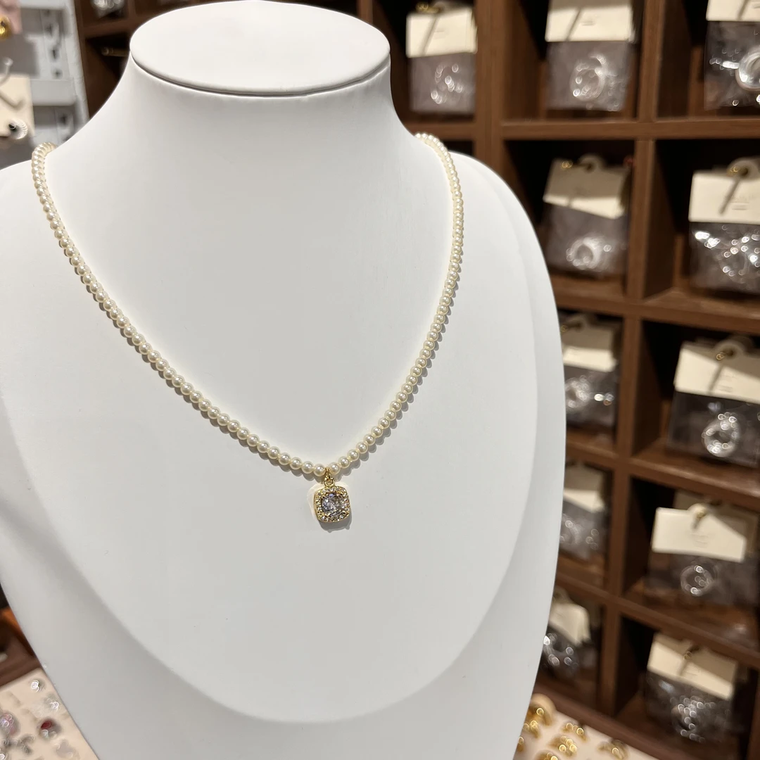 钛钢项链 【李园家1号店】-新款珠子方钻精致项链