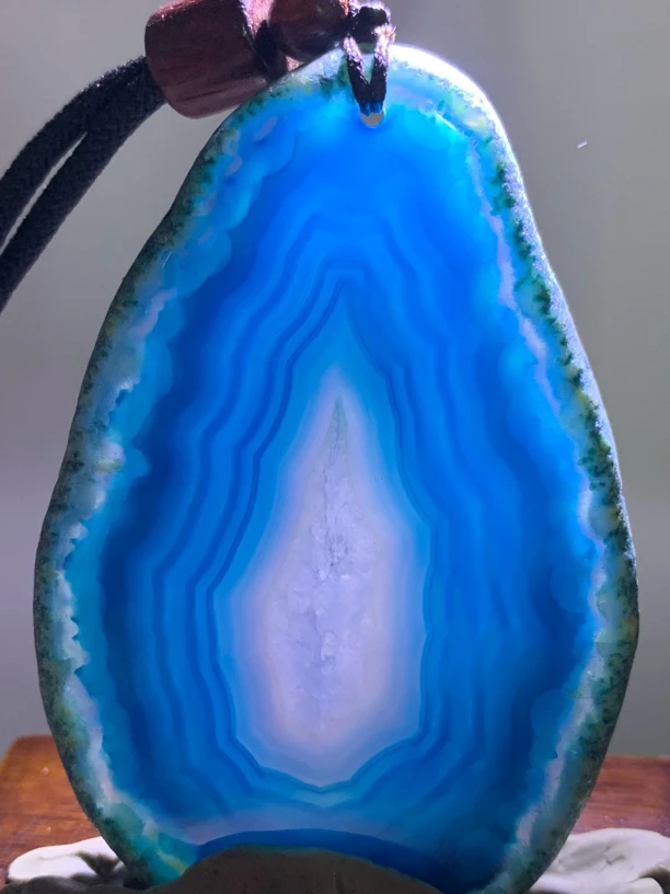 天然巴西玛瑙原石切片蓝色正品珠宝1810尺寸65/43/5mm