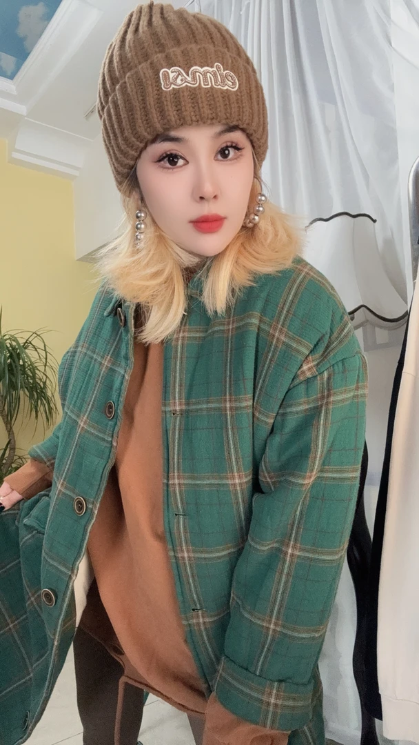 冬季夹棉加厚格纹长款纽扣开衫外套