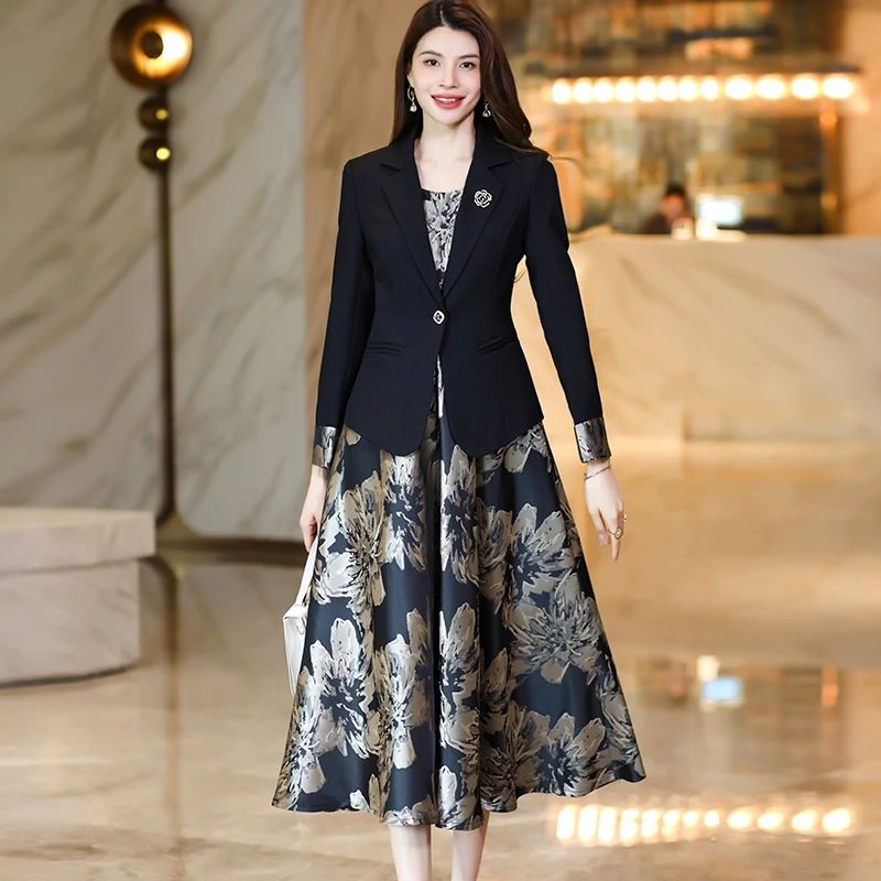 高级感轻熟赫本风套装裙2025春秋装小外套新款名媛气质大花连衣裙
