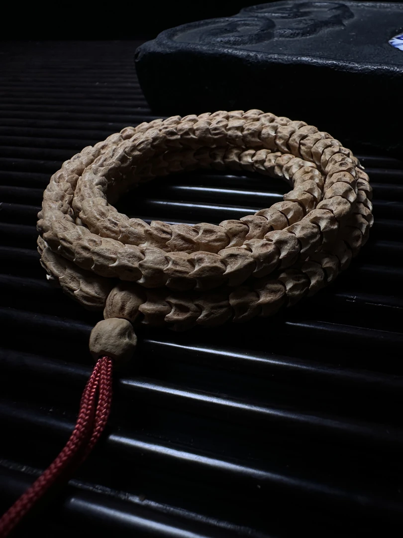 百香籽手串手工雕刻龙爪精工规则干净粉油皮高密度108长串