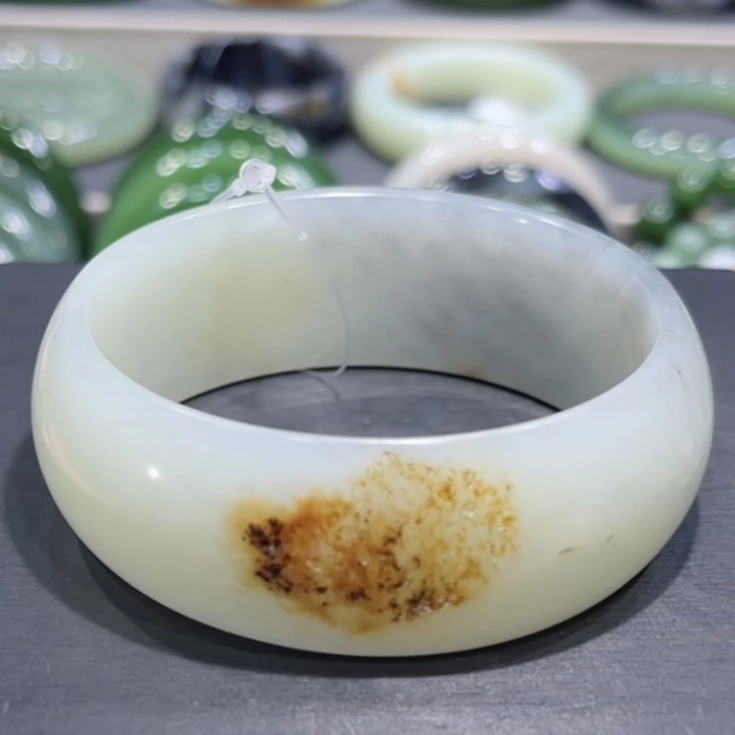 和田玉新疆白玉青花籽洒金红皮手镯59-60圈口（宽版）