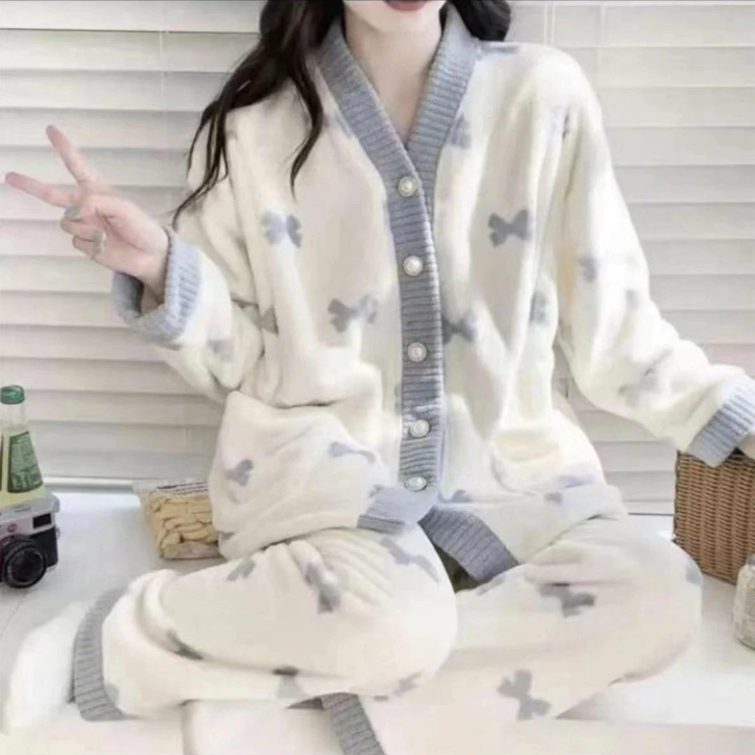 【池子臻选女装专属】2024新款秋冬睡衣女北极绒加绒保暖家居服套装