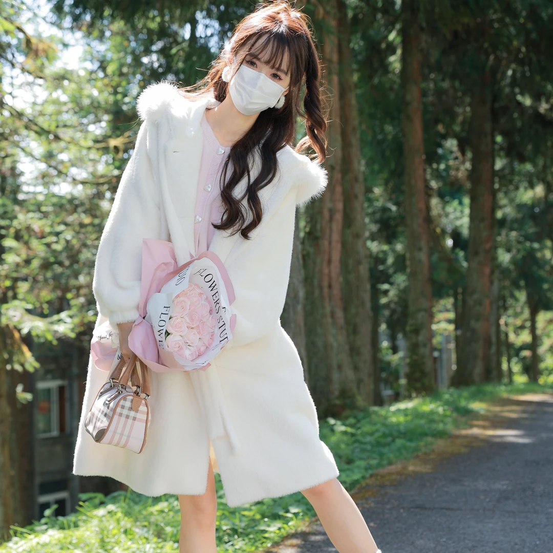 花崎鹿原创许愿少女连帽外套毛绒保暖大衣少女减龄白色长款小个子