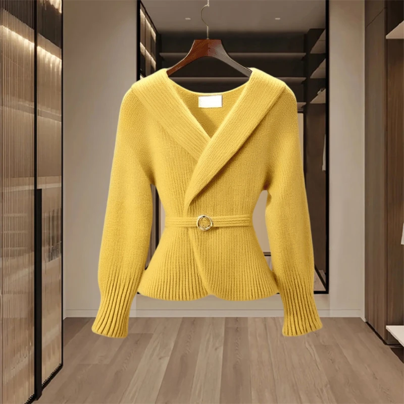慵懒风黄色翻领针织毛衣女装2024年秋季新款高级感针织衫打底上衣