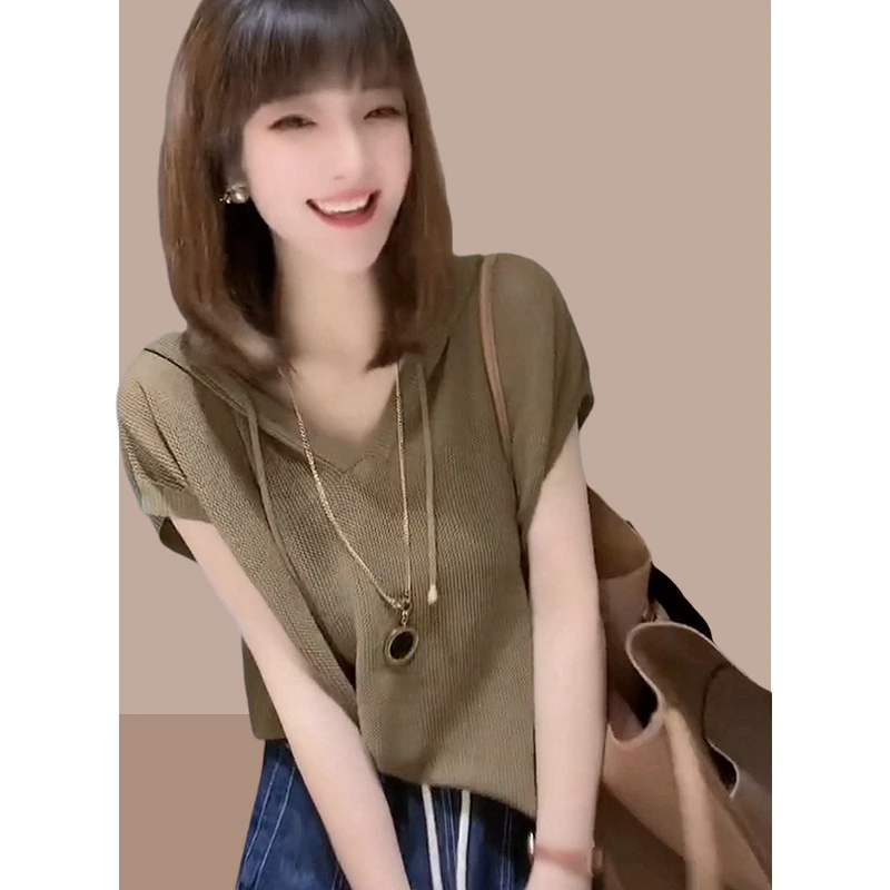 正肩连帽短袖t恤女2025年新款夏装设计感小众宽松显瘦薄款防晒衫