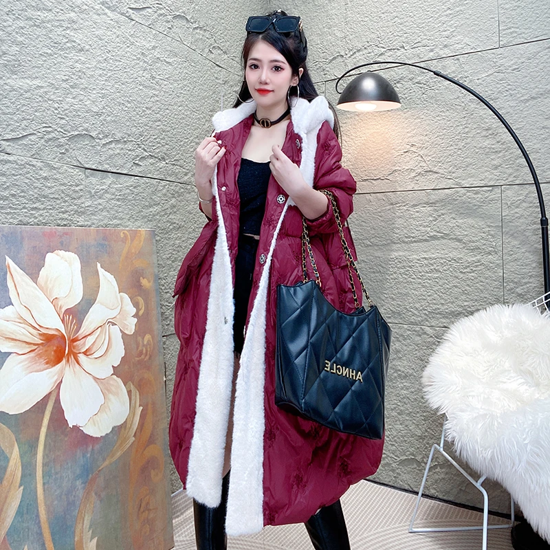 Bikamo/比卡陌冬季穿搭白鸭绒连帽保暖羽绒服P0027酒红