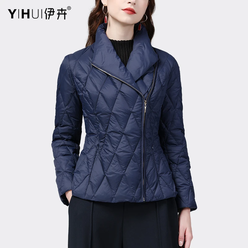 YIHUI伊卉设计感翻领羽绒服短款时尚百搭外套女冬季新款WK22666